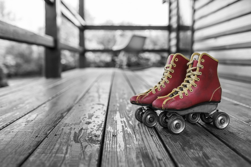 roller skates 381216 960 720