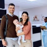 Comment choisir sa maternité : les points essentiels à prendre en compte 29 parents à la maternité